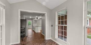1011 Heritage Lane Gallery 18