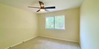 Beautifully Renovated 3 Bedroom Home in Royal Ridge Gallery 16