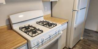 Charming 2-bedroom, 2- bathroom home in park like setting close to downtown Santa Rosa Gallery 10