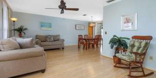 160 SE Duxbury Avenue Gallery 6
