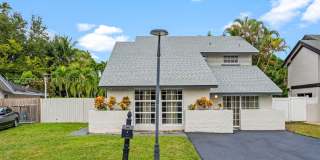 8351 SW 39th Ct Gallery 1
