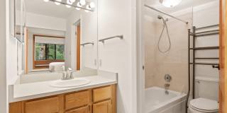 335 Vine Street unit: 335 Gallery 14