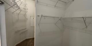 1384 EAGLE CROSSING Drive Gallery 11