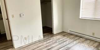 2010 Lathrop St Gallery 4