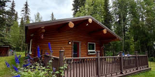 Cozy Cabin-Style Home in North Pole | Heat Included | Dog Friendly! Gallery 1