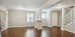 1932 Beech Street Gallery 8