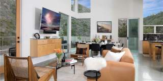 533 Temple Hills Drive Gallery 8