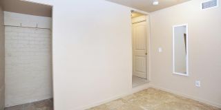 608 E 4th Street Gallery 31