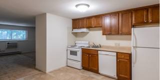 Meadow Lane Apartments Gallery 16