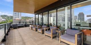 Hollis Gallery 28