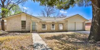 131 Creekside Dr Gallery 1