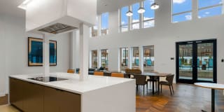 Upper West Gallery 21