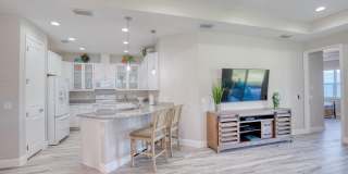 1131 Fins Up Court Gallery 18