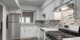 Mirador at Idlewood Gallery 1