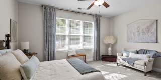 The Arbors at East Village Gallery 11