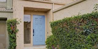 AVAILABLE NOW!! 2 Bedroom 3 Bathroom condo in Palm Springs! Gallery 23