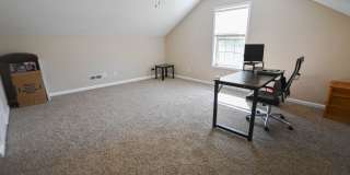 Pet Friendly Three Bedroom with Bonus! Gallery 19