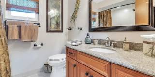 2715 MONTAGUE COURT E Gallery 32