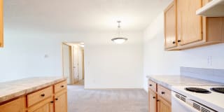 Devonwood and First Place Apartments Gallery 7