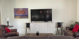 2382 W GLORIA Lane Gallery 8