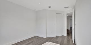 4208 NE 7th Terrace Gallery 29