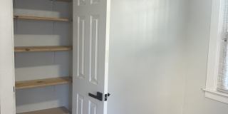 20 Richter Street Gallery 12