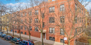4844 N. Rockwell Apt. Gallery 12
