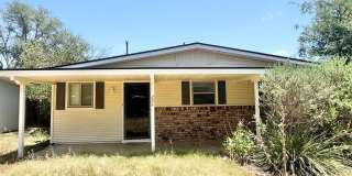 224 N Oxford Avenue Gallery 1