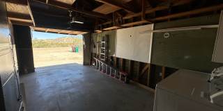 Newly Remodeled 2 bed 1 bath home! Gallery 22