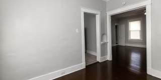 Hawthorne Street Gallery 114