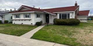 Beautiful 3 Bed / 2 Bath Home in North Yuba City Gallery 1