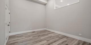 639 West 18th St. Gallery 7