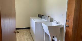 White, June K. (Kohala) Gallery 26
