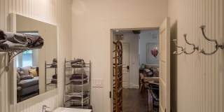 23-B Courtland Avenue Gallery 17