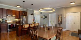 2042 W Warren Boulevard Gallery 6