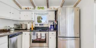 1329 Chippewa Street Gallery 15