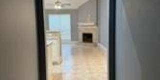 918 Cooper Lane Gallery 18