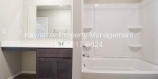 New Construction with Pond View! 4 Bed 2 Bath Broken Arrow Gallery 10