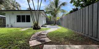 1005 NE 17th Court Gallery 44