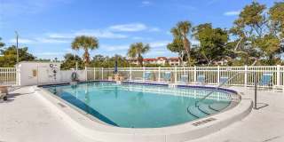 4580 OVERLOOK DRIVE NE Gallery 28