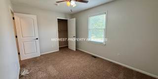 Spacious 3 Bed, 2.5 Bath Home with Finished Basement & Fenced Yard. Gallery 9