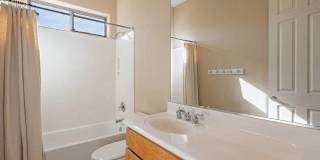 Beautiful 2 bedroom 2 bath with den in gated community. Gallery 30