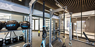 Avalon Great Neck Gallery 25