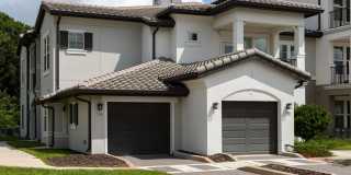 Shadetree Gallery 33