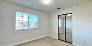 1672 E Harvard Gallery 24