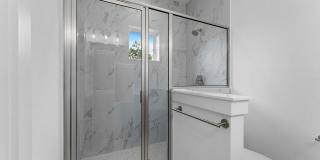 323 Howard Street Gallery 10