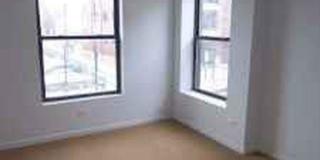 1212 W Foster Ave, Gallery 3