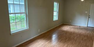 1911 Cherry St Gallery 13