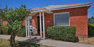 1923 W Earll Drive Gallery 5