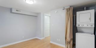 1311 E CAPITOL Street SE Gallery 52